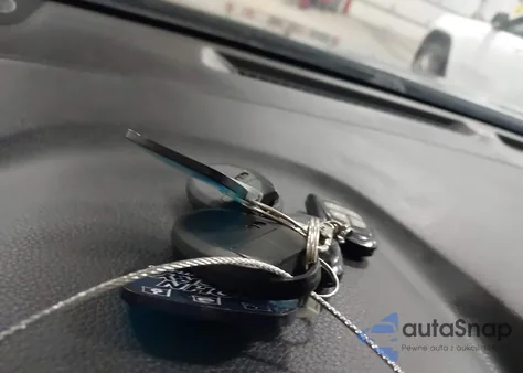 2016 Nissan Rogue Sv z USA, uszkodzony, nr VIN KNMAT2MVXGP693058